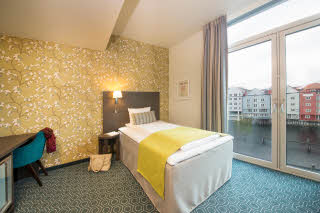 Copyright: : Tord-Erik Andresen, Hotellfoto.no, +4798826280, post@hotellfoto.no Scandic Bakklandet, Trondheim, standard single room